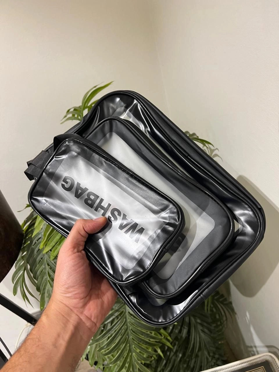 طقم شنط Wash Bag - وتر بروف * جلد