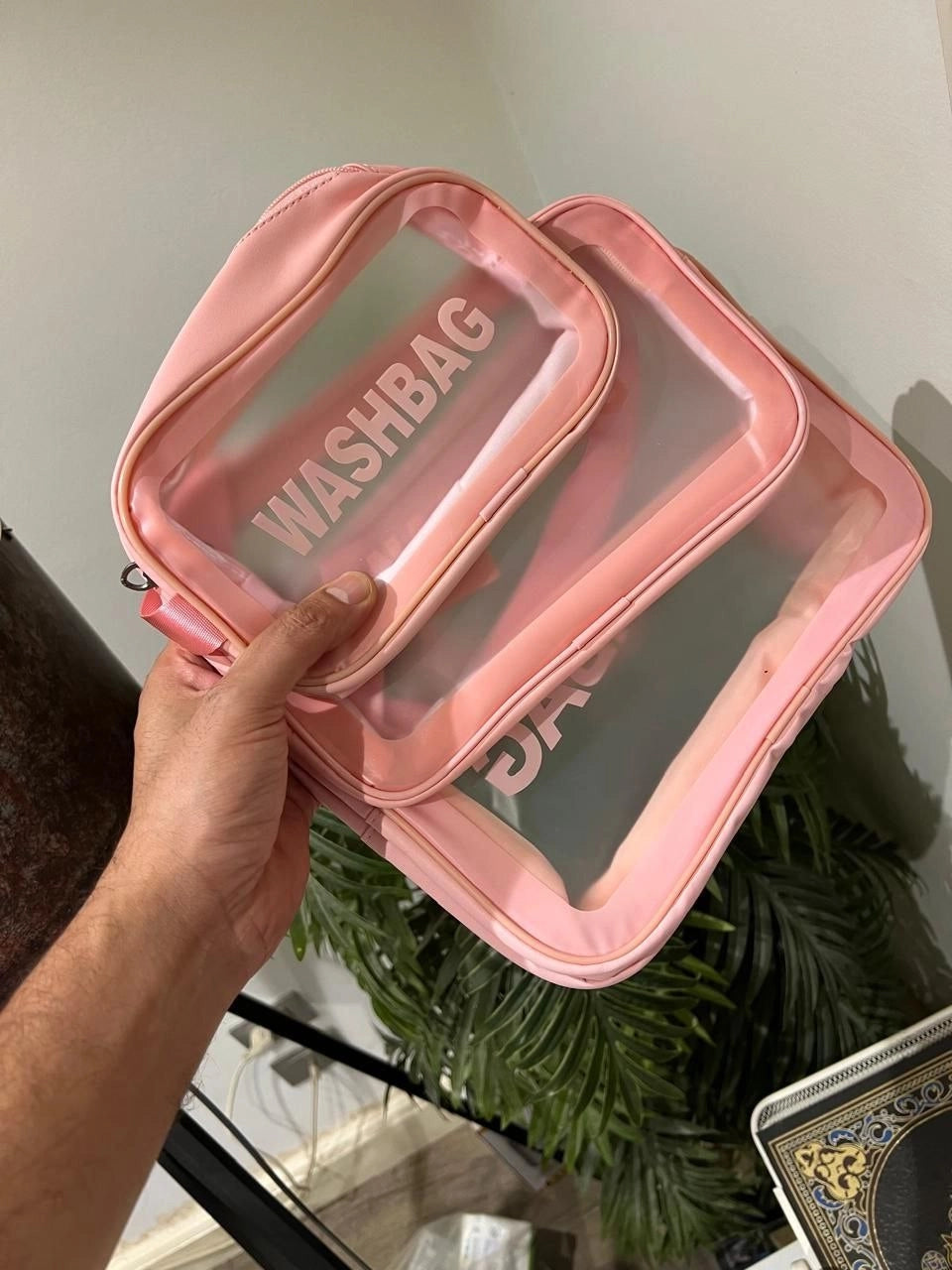 طقم شنط Wash Bag - وتر بروف * جلد